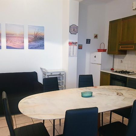 Non Solo Mare Apartment Roseto Degli Abruzzi Luaran gambar